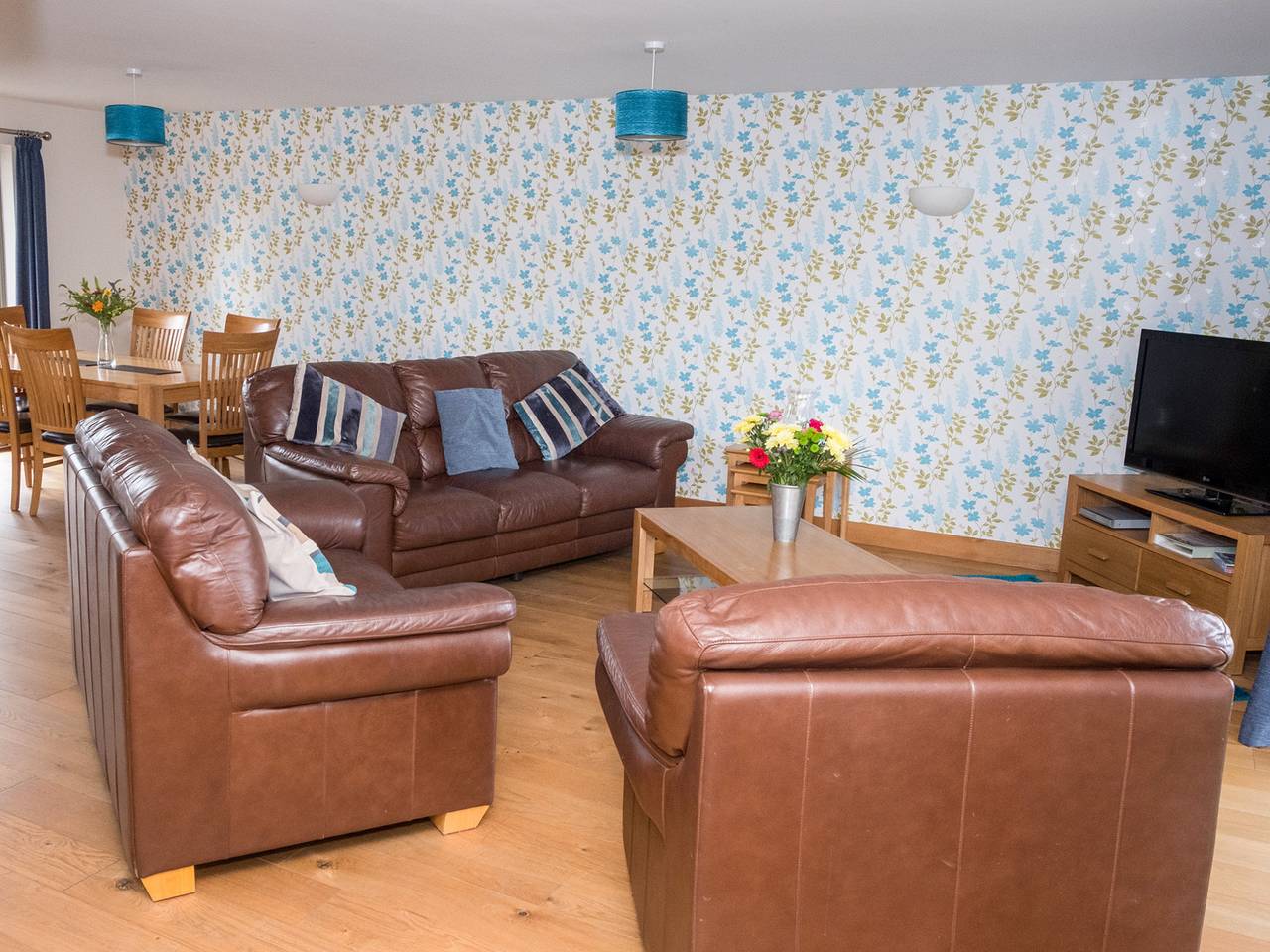Walnut Cottage in Newton Abbot, Devon