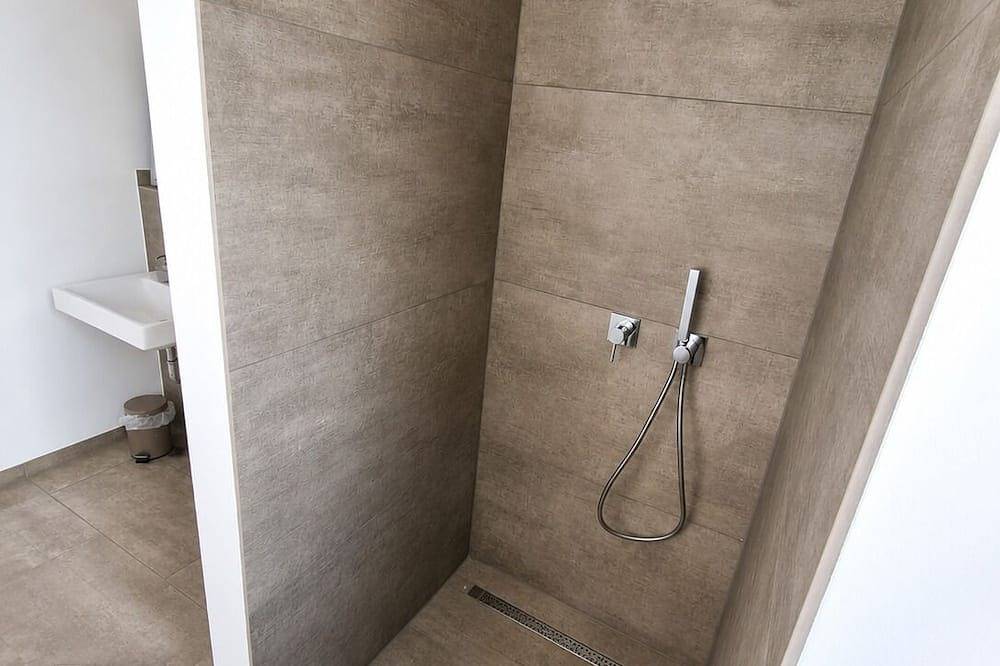 Ganze Wohnung, \"Große Pause\" - Moderne Ferienwohnung nahe Steinhude in Hagenburg, Landkreis Schaumburg