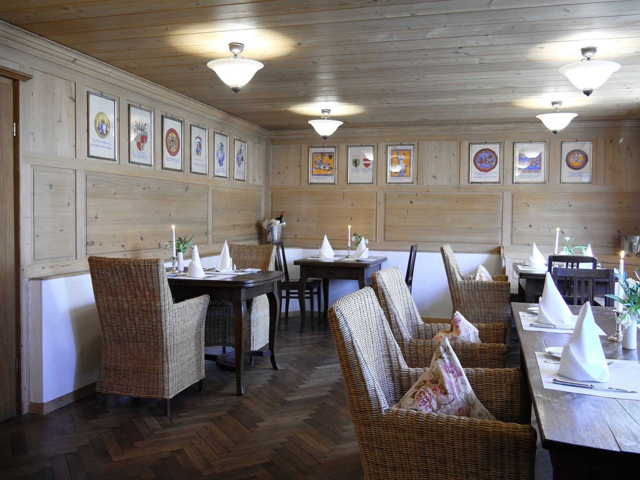 Gasthof Wäscherschloß - Doppelzimmer in Wäschenbeuren, Landkreis Göppingen