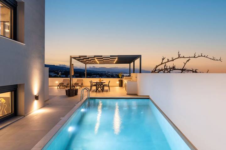 Villa für 11 Personen, mit Garten und Sauna sowie Balkon auf Kreta