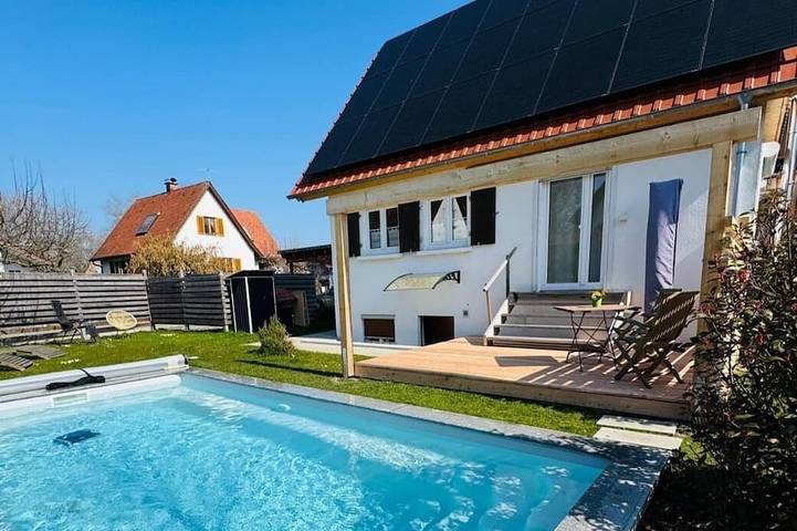 Ferienhaus für 4 Personen, mit Garten und Pool in Lindau