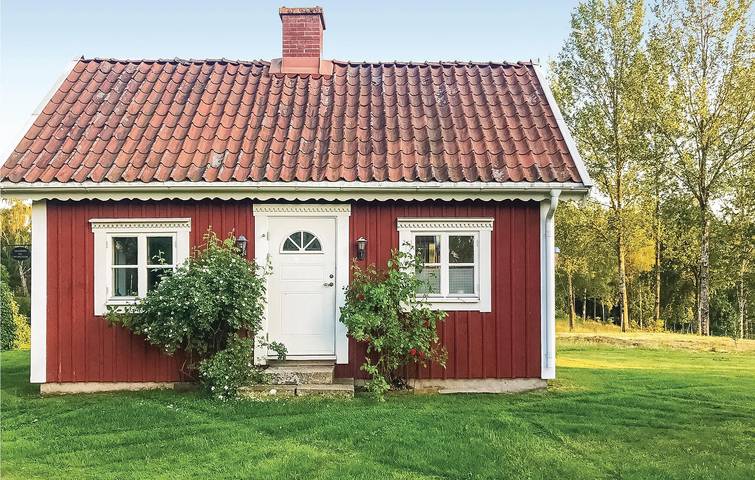 Hus för 4 Personer med trädgård in Jönköpings län