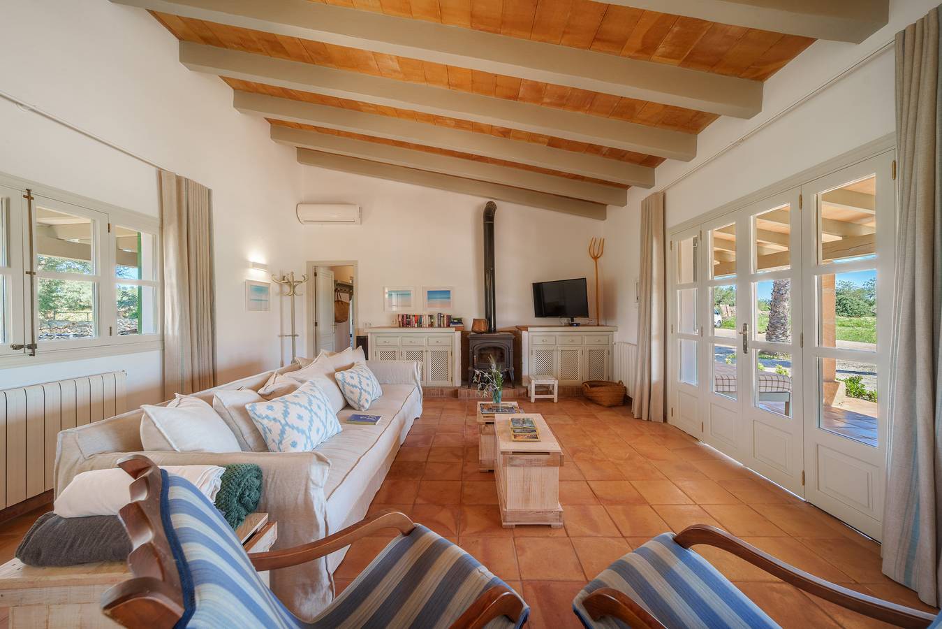 Can Soler by Rentallorca in Porreres, Mallorca Süden