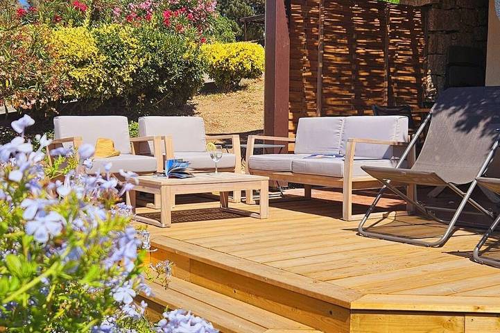 Villa pour 5 personnes, avec terrasse ainsi que piscine et jardin - 1