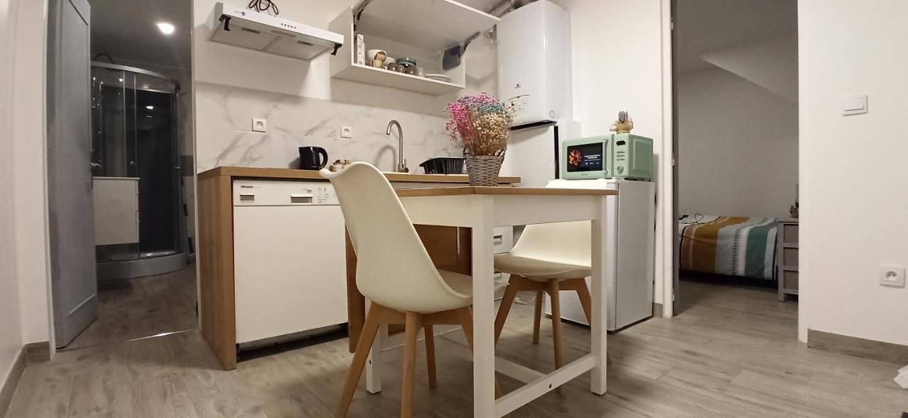 Appartement au rez-de-chaussée avec jardin privé in Margny-lès-Compiègne, Oise