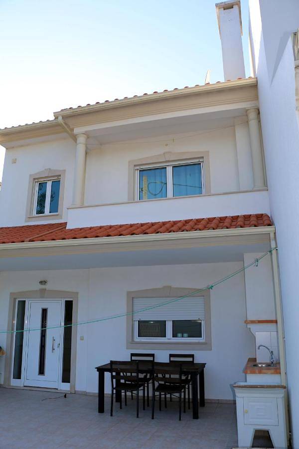 Casa rural para 8 personas, con Balcón y Terraza además de Jardín y Piscina en Nazaré - 2