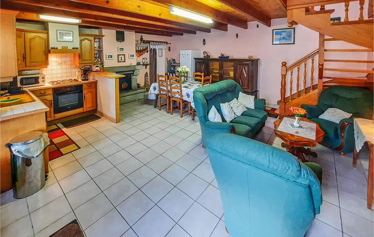 Gemütlicher Rückzugsort 1,5 km von Riantec entfernt in Riantec, Côte des Mégalithes