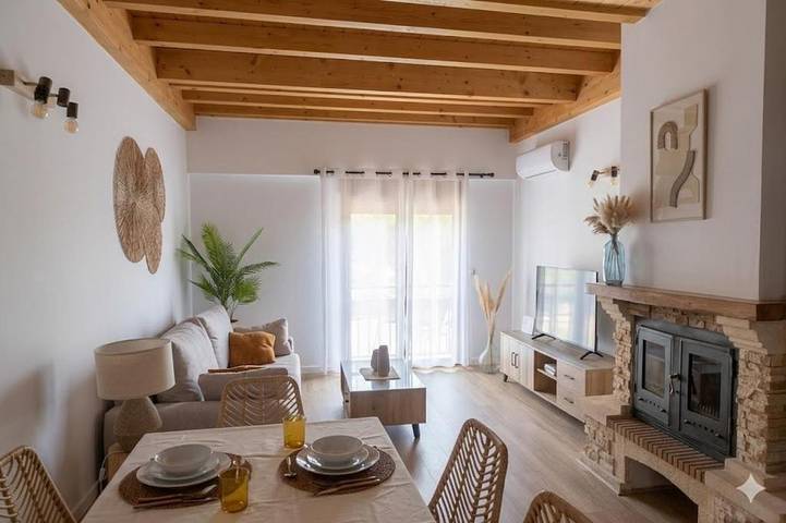 Apartamento de vacaciones para 6 personas, con vistas además de terraza y piscina, Se admiten mascotas - 1