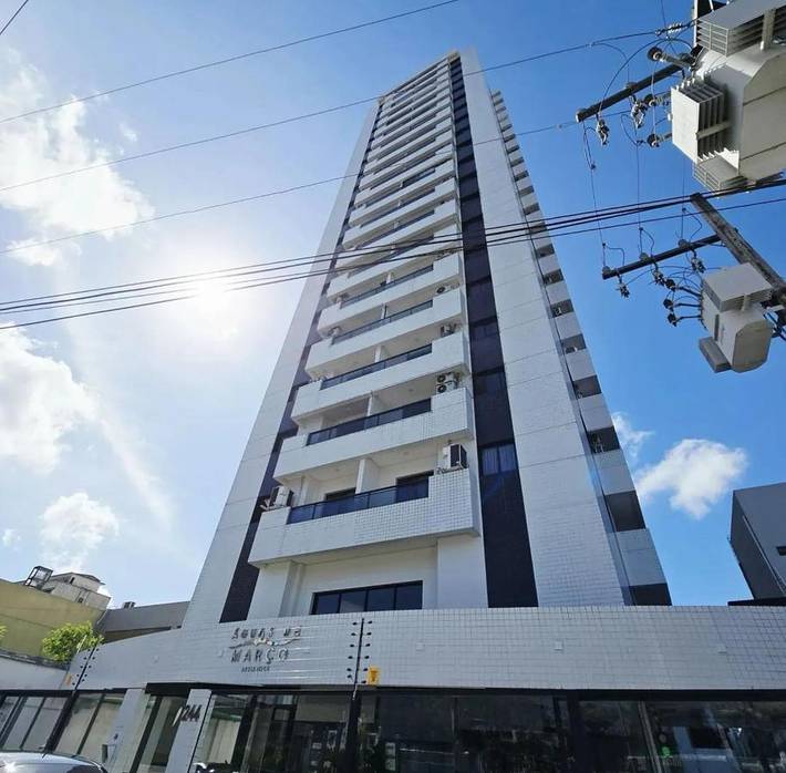 Casas e apartamentos de temporada para 2 pessoas, com vista e balcão e ainda piscina em Belém