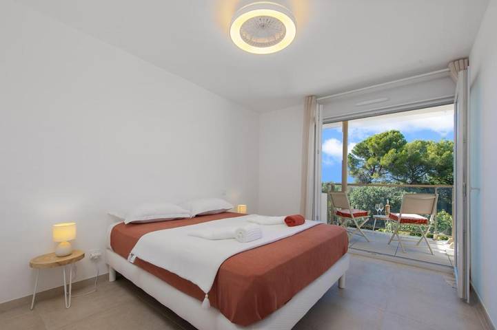 Gîte pour 4 personnes, avec piscine et balcon dans Parc de Vaugrenier - 4