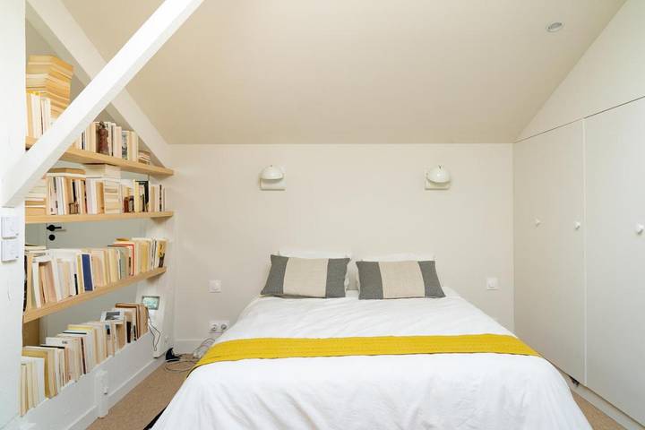 Pension voor 2 personen, with tuin and uitzicht as well as terras in Bordeaux