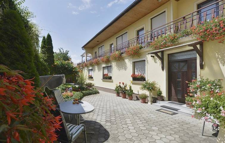 BnB für 2 Personen, mit Terrasse und Garten in Illmitz