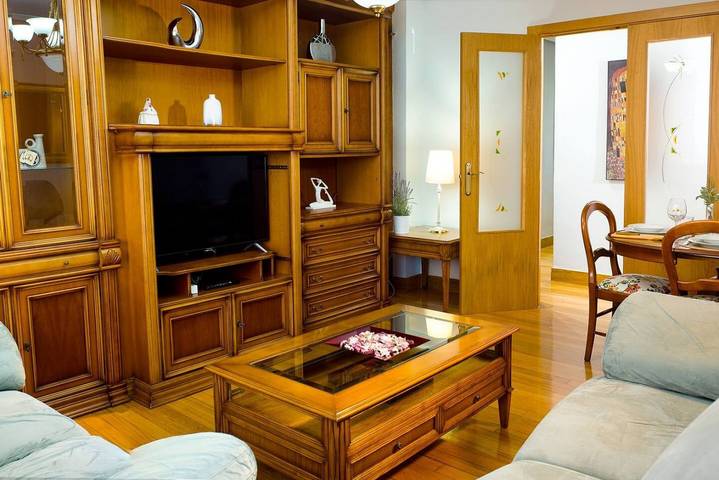 Apartamento entero, Sestao apartamento renovado con terraza y Wifi in Sestao, Vizcaya