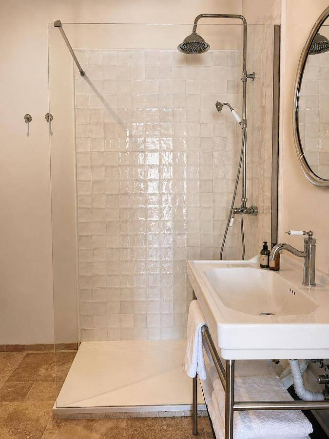 Gîte pour 2 personnes, avec Balcon et Terrasse ainsi que Jardin et Piscine à Zahara de la Sierra - 4