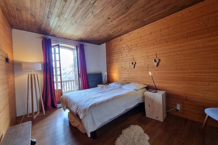Chalet pour 12 personnes, avec jardin et balcon, animaux acceptés à Saint-Jean-d'Arves - 4
