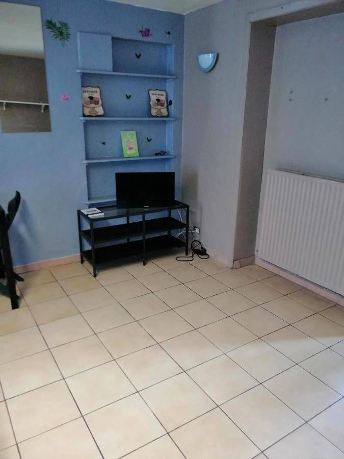 Appartement entier, One-Bedroom Apartment in Avignon, Vaucluse