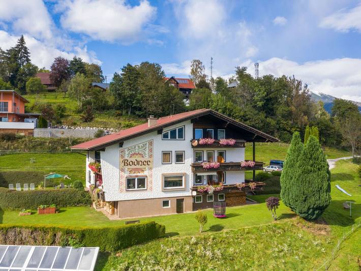 Gîte pour 7 personnes, avec balcon et jardin, adapté aux familles à Treffen - 2