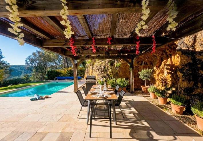 Casa de vacaciones para 4 personas, con jardín y terraza además de piscina y vistas, Se admiten mascotas - 1