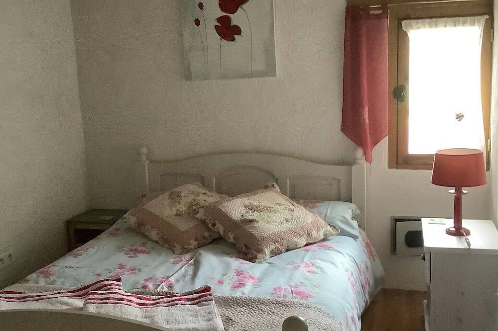 Mas with converted cottage, unique pool, paradise found! in Perpignan, Côte méditerranéenne (France)