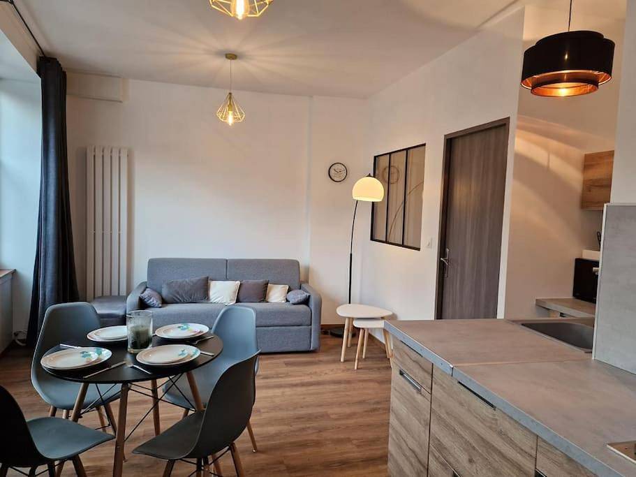 Appartement entier, L'Appart des Pierres Dorées in Jarnioux, Région de Villefranche-sur-Saône