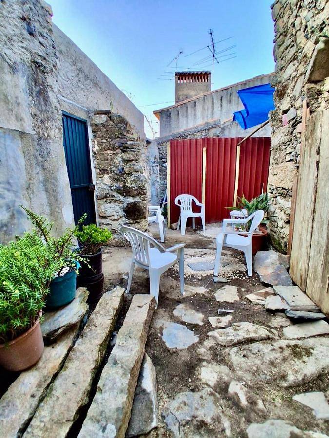 Location de vacances pour 6 personnes, avec jardin dans Nisa - 3