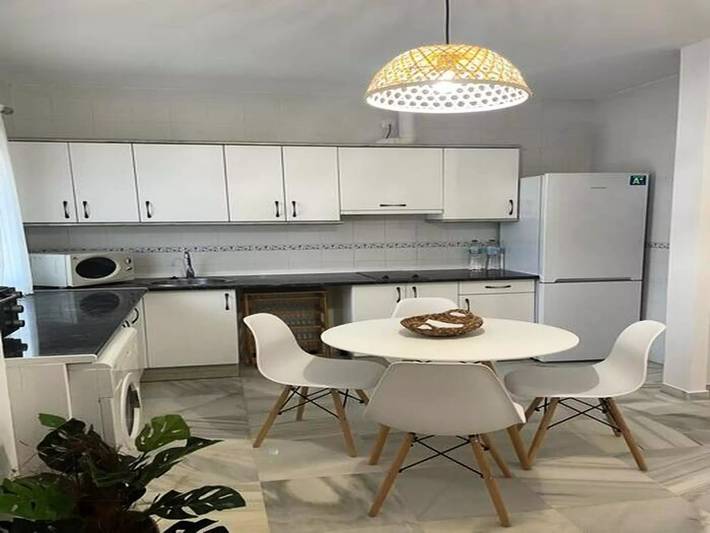 Apartamento de vacaciones para 5 personas, con piscina y terraza - 1