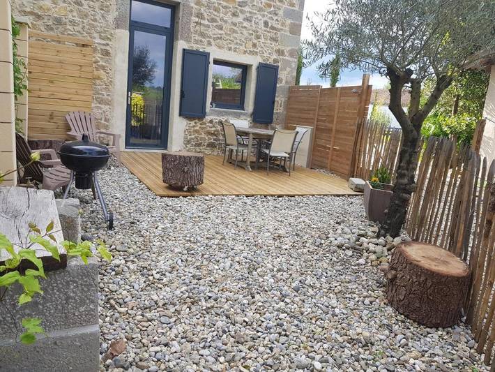 Location de vacances pour 5 personnes, avec vue ainsi que piscine et jardin, adapté aux familles à Pennautier - 4