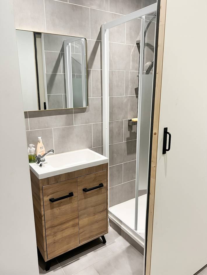 Studio entier, Studio confortable à Rezé, 30 m², terrasse in Rezé, Région de Nantes