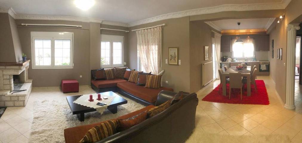 Gîte pour 6 personnes, avec jardin ainsi que vue sur le lac et vue dans Kalambáka