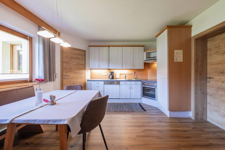 Ferienwohnung für 6 Personen, mit Garten und Ausblick, kinderfreundlich im Stubaital - 3