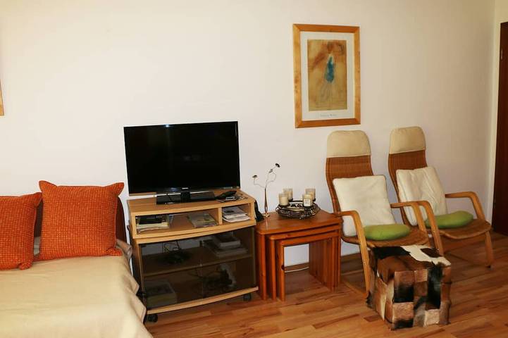 Ferienwohnung für 3 Personen, mit Terrasse und Garten in Essen - 2