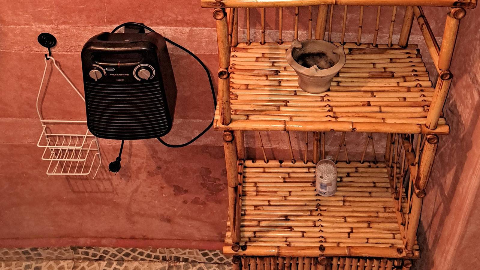 Riad Sleeps 2 with Rooftop Views in Marrakesch, Region Marrakesch-Tensift-El Haouz