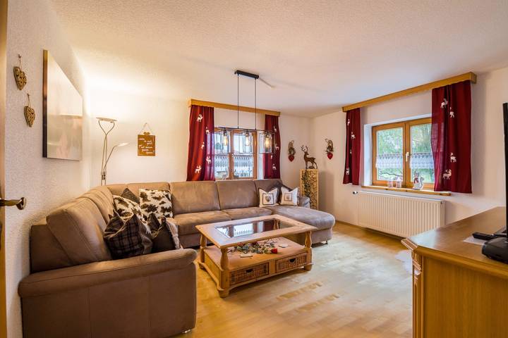 Ferienhaus für 7 Personen, mit Balkon und Garten in Übersee - 2
