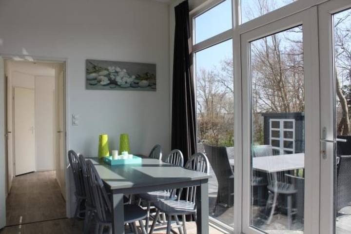 Bungalow für 6 Personen, mit Garten und Sauna sowie Terrasse und Pool, mit Haustier in Julianadorp - 3