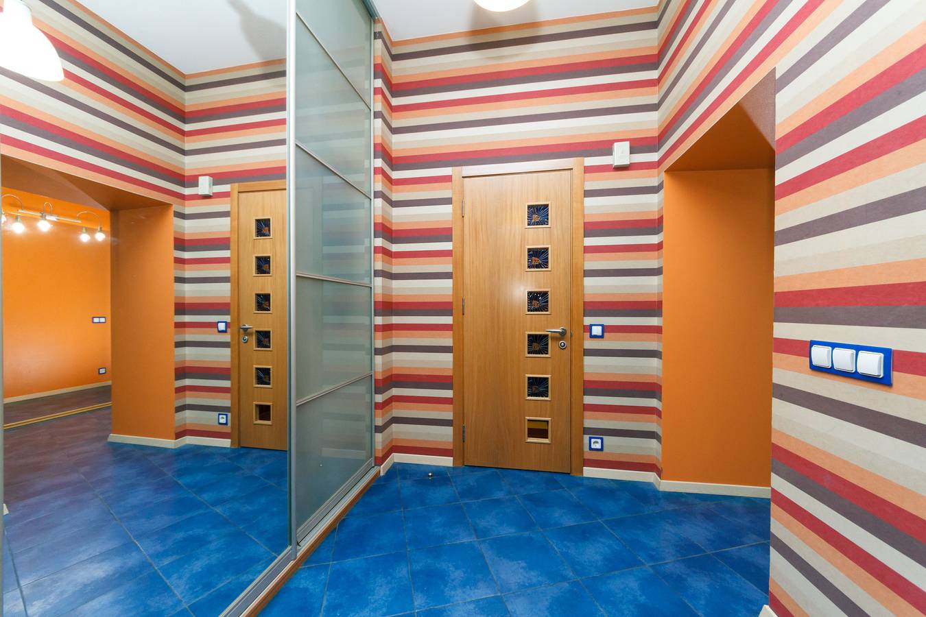 Ganze Wohnung, Ein Schlafzimmer, 3 Baseina str Arena City Besarabka in Kiew, Ukraine