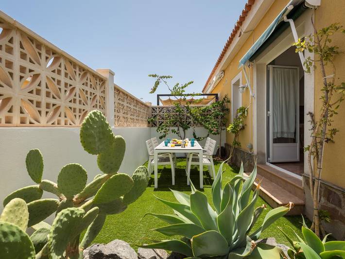 Gîte pour 6 personnes, avec terrasse ainsi que jardin et piscine à Caleta de Fuste - 3