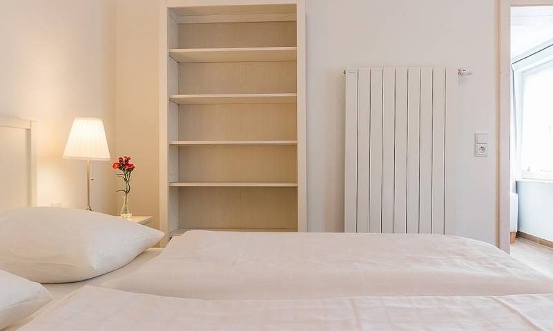 Ferienwohnung für 4 Personen, mit Terrasse und Garten in Ahrenshoop - 3