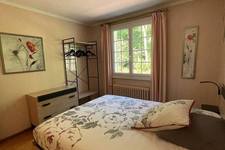 Location de vacances pour 7 personnes, avec jardin à Veigné - 2