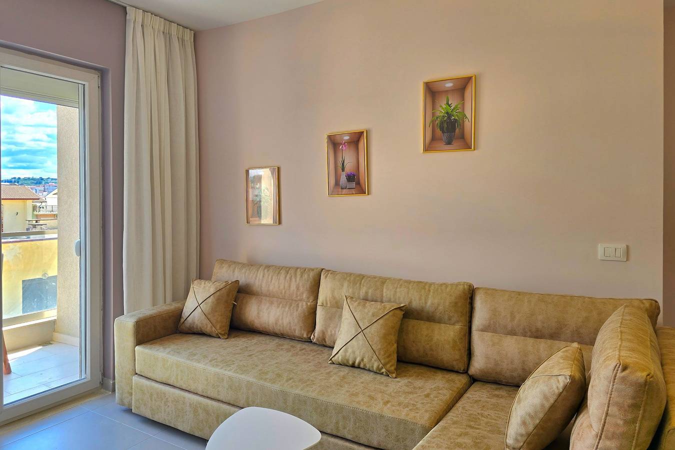 Ganze Wohnung, Happy Stay Apartment By The Sea 094 in Golem, Albanien