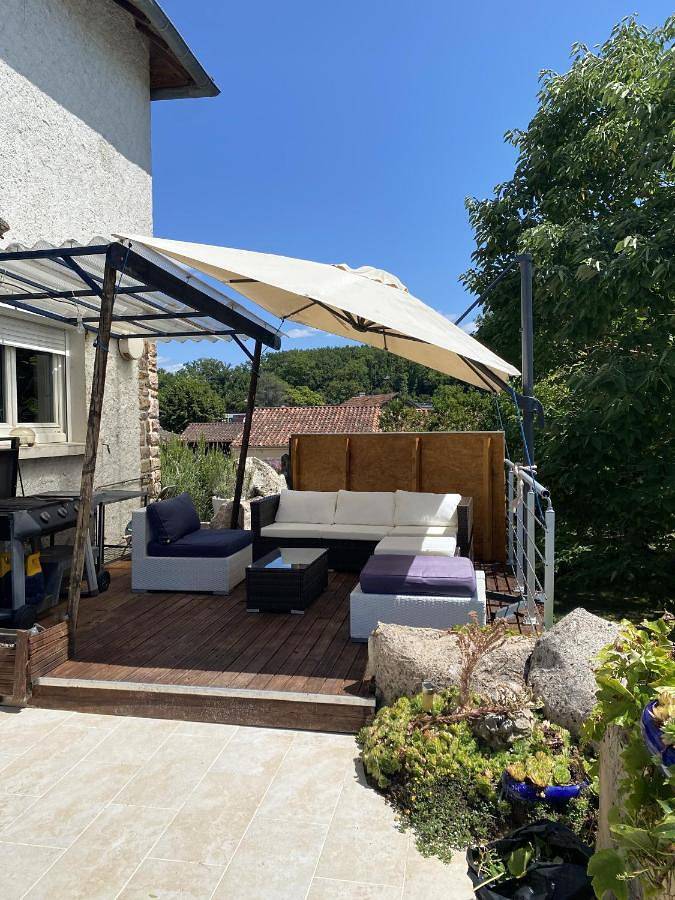 Location de vacances pour 6 personnes, avec jardin à Bretenoux - 2