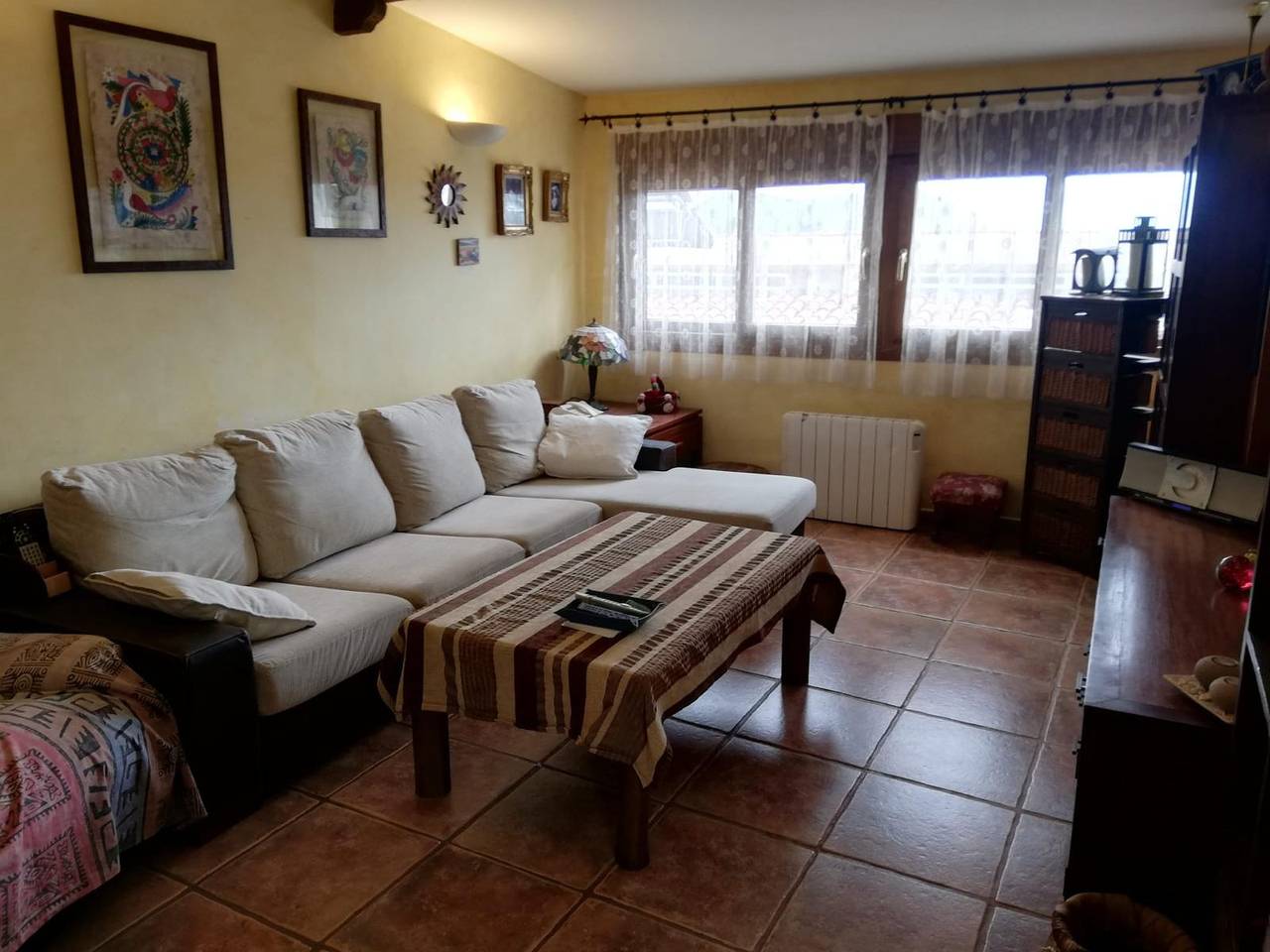 Maison de vacances « La Casuca » avec vue sur la montagne, piscine partagée et Wi-Fi in Chayofa, Arona