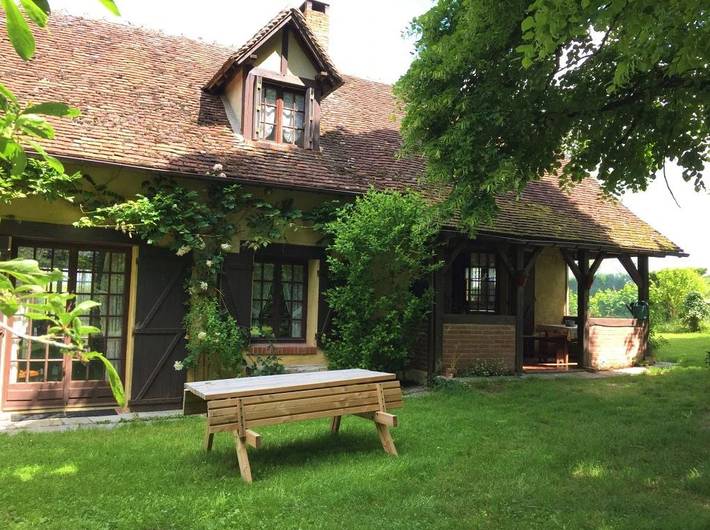 Gîte pour 14 personnes, avec terrasse et jardin - 1