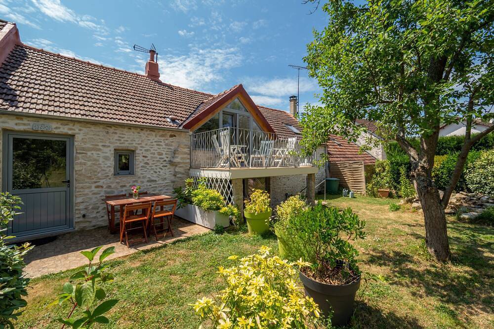 Le gîte l’Ancien Fournil est une ancienne bâtisse de 1850 entièrement rénovée. in Fontenay-Saint-Père, Parc naturel régional du Vexin Français