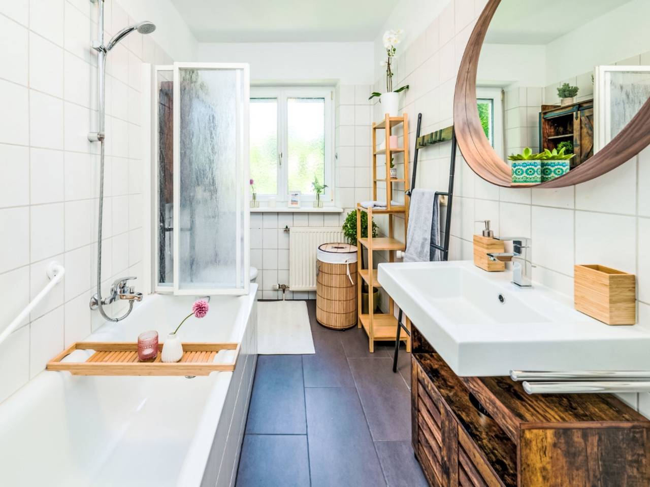Ganze Wohnung, 1Og "R" Helle 80m² 3-Zimmer Wohnung näh in Freilassing, Rupertiwinkel