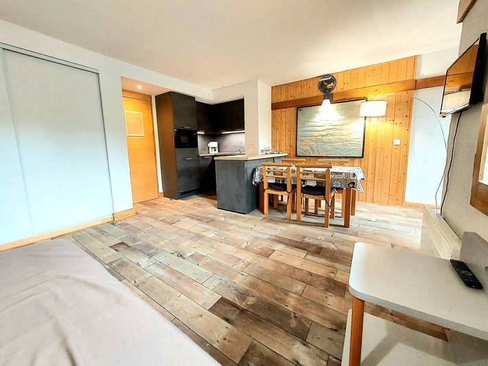 Gîte pour 5 personnes, avec balcon et piscine à Mâcot-la-Plagne - 4