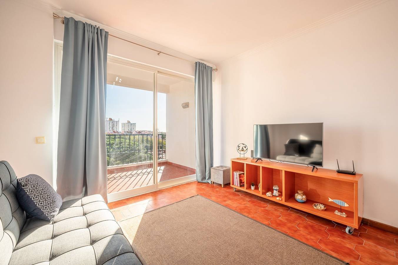 Apartamento entero, Guestready - Encantadora estancia con terraza in Carcavelos e Parede, Costa de Lisboa