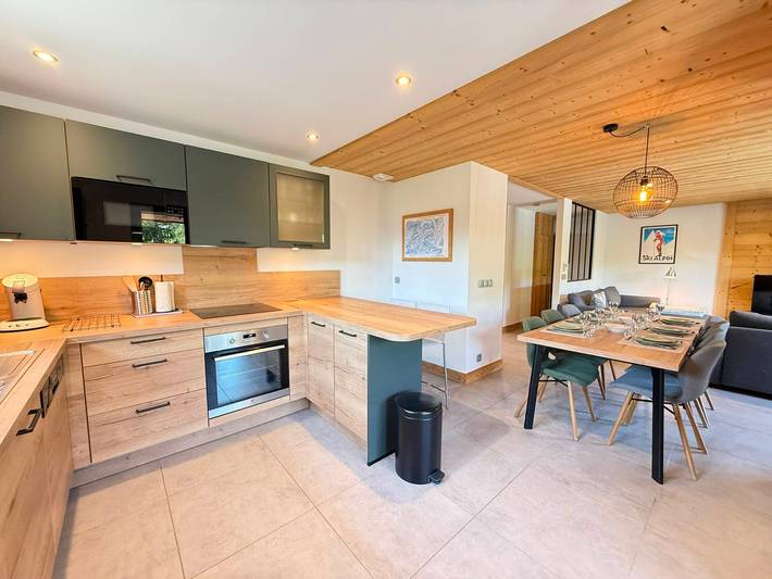 Appartement entier, Appartement lumineux, chalet rénové, centre Les Gets, 6 pers, proche pistes, parking in Les Gets, Les Portes du Soleil