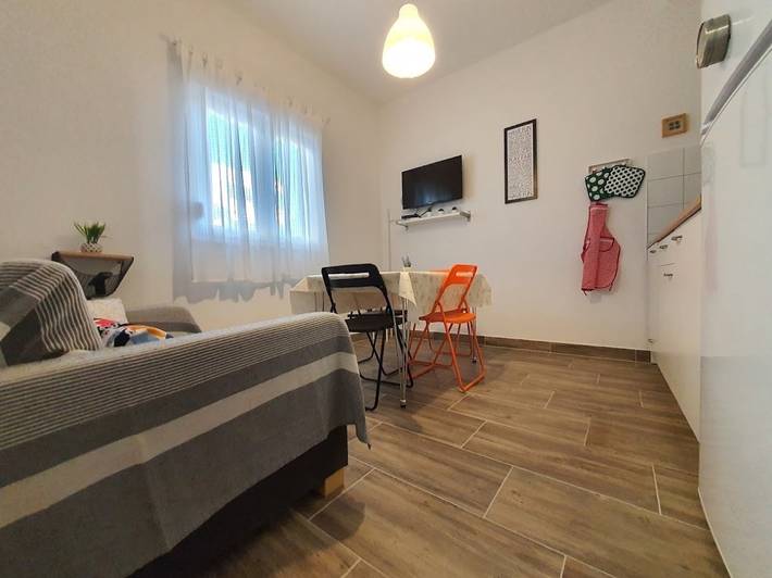 Gîte pour 4 personnes, avec terrasse à Rogoznica - 3