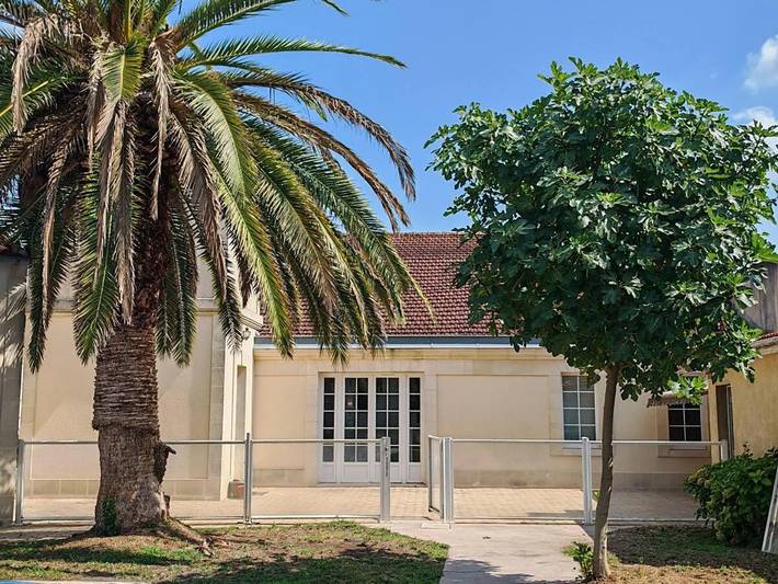 Villa pour 7 personnes, avec jardin et jacuzzi