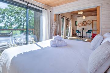 Gîte pour 2 personnes, avec jardin et jacuzzi en Dordogne